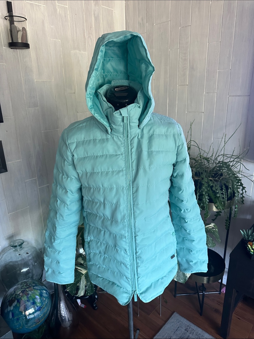 Bench Women's Aqua Hooded Puffer Jacket